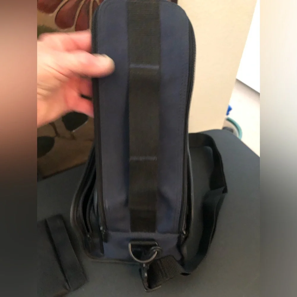 TARGUS CAMARA BAG - 35mm, Digital, Lenses etc.
